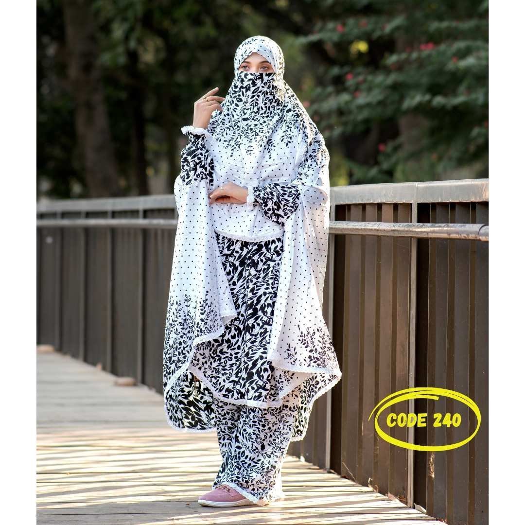 32.jpg Khimar with plaju - Code 240 - Image 1